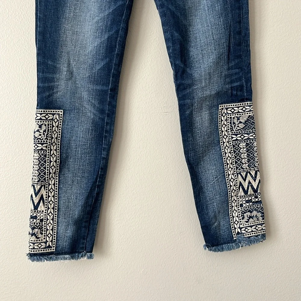 Miss Me‎ Signature Ankle Skinny Jeans Boho Inspired Embroidered / SZ 26